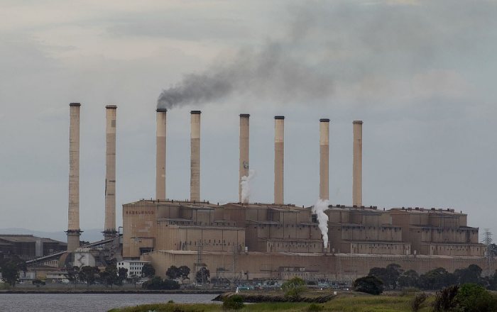 Coal fired power generation and pollution